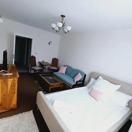 Wild Cherry Apartament *