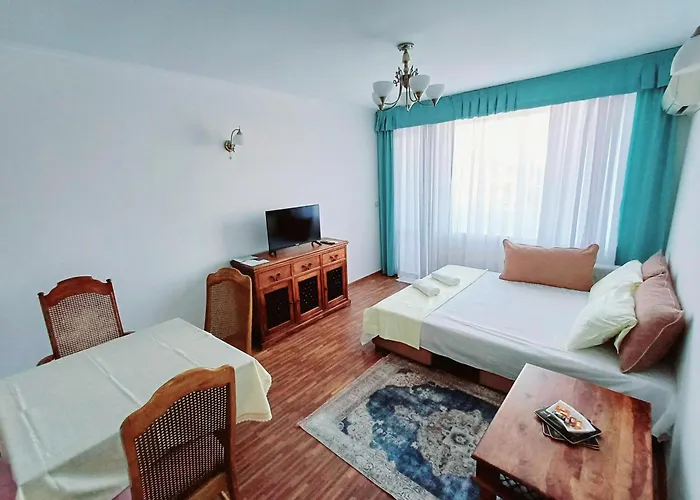 Wild Cherry דירה סנט קונסטנטין והלנה